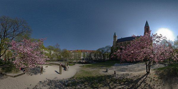 München, Johannisplatz im Frühling